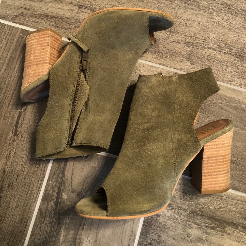 Diba suede shoes